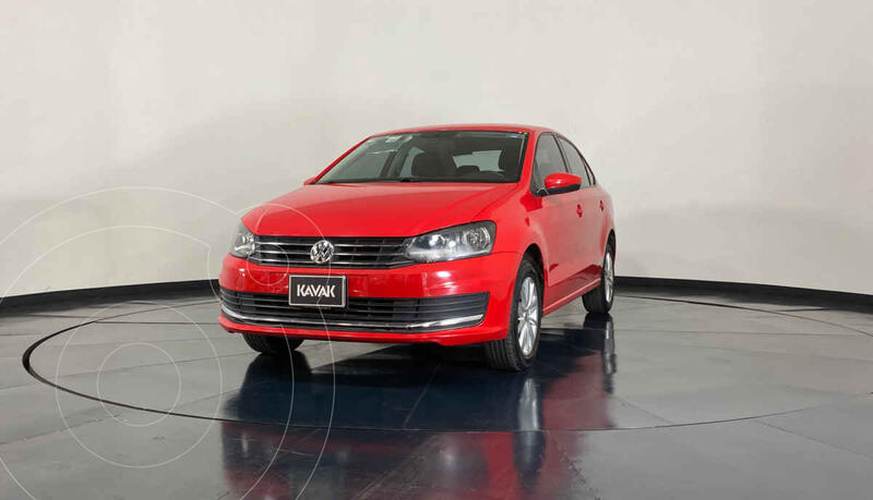 Foto Volkswagen Vento Comfortline usado (2019) color Rojo precio $262,999