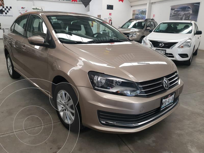 Foto Volkswagen Vento COMFORTLINE TM usado (2017) color Beige precio $179,000