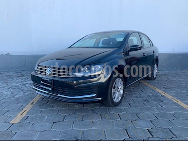Volkswagen Vento Comfortline TDI usado (2019) color Gris Carbono precio $268,000