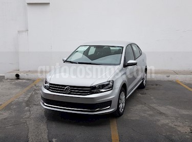 foto Volkswagen Vento Comfortline usado (2019) color Plata precio $245,000