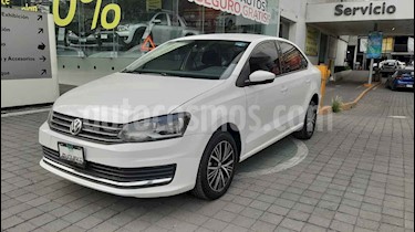 Volkswagen Vento Comfortline usado (2018) color Blanco precio $205,000