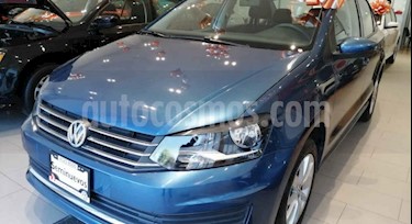foto Volkswagen Vento Comfortline Aut usado (2019) color Azul precio $227,990