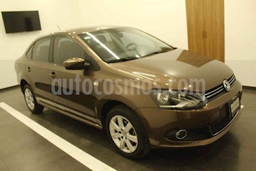 Volkswagen Vento 4p Highline L4/1.6 Aut usado (2015) color Cafe precio $169,000