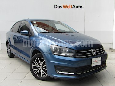 foto Volkswagen Vento Allstar usado (2017) color Azul Metálico precio $158,000