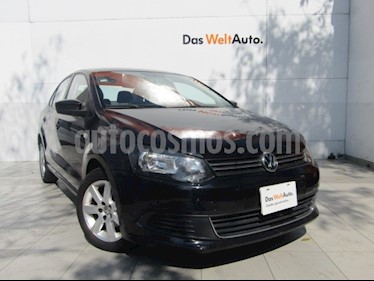 foto Volkswagen Vento Active Aut usado (2015) color Negro Profundo precio $143,000