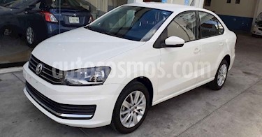 foto Volkswagen Vento 4p Confortline L4/1.6 Aut usado (2019) color Blanco precio $179,900