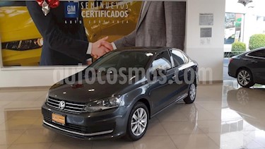 Volkswagen Vento 4P COMFORTLINE TM5 A/AC. VEMP3 RA-15 usado (2017) color Gris precio $174,900