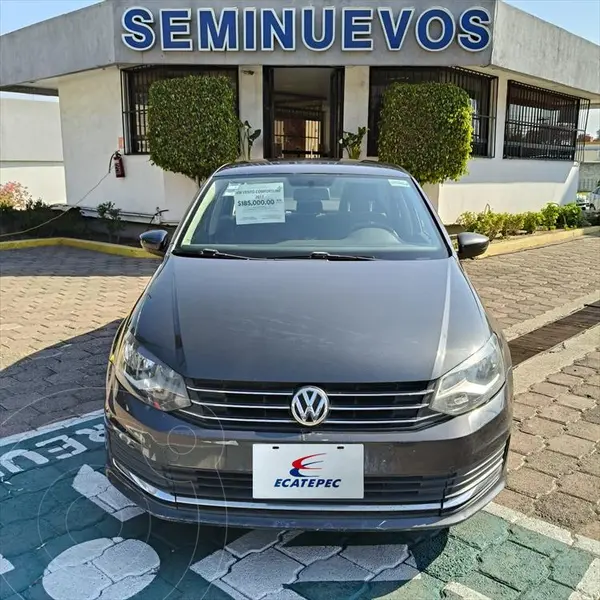 Foto Volkswagen Vento Comfortline usado (2017) color Gris Oscuro precio $185,000
