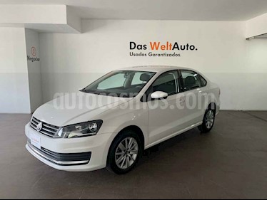 foto Volkswagen Vento Comfortline TDI usado (2019) color Blanco precio $236,000
