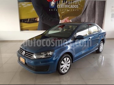 foto Volkswagen Vento 4P STARLINE AT A/AC. MP3 R-15 usado (2018) color Azul precio $168,900