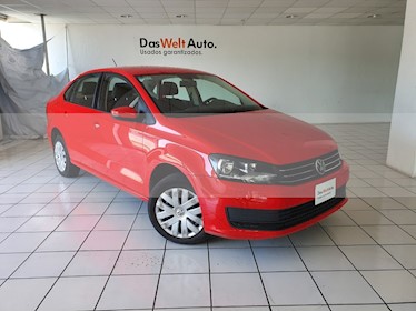 foto Volkswagen Vento Startline usado (2018) color Rojo Flash precio $184,900