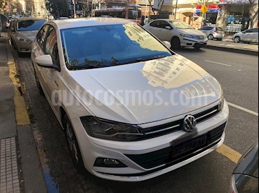 foto Volkswagen Virtus Highline 1.6 usado (2018) color Blanco Cristal precio $750.000