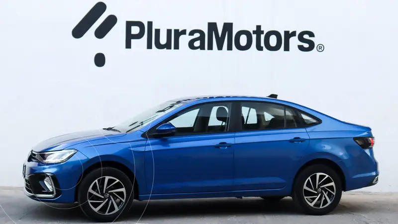 Foto Volkswagen Virtus Comfortline usado (2023) color Azul precio $319,000