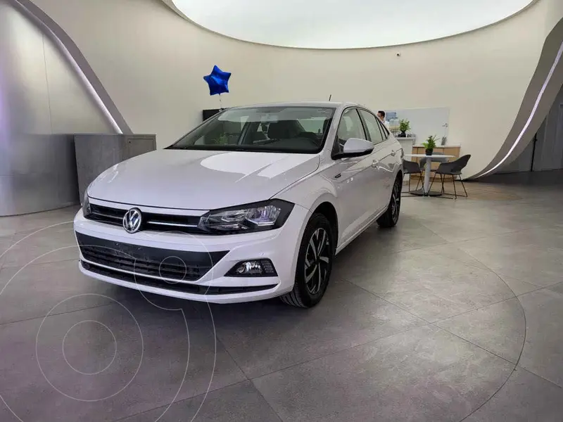 Foto Volkswagen Virtus 1.6L usado (2022) color Blanco financiado en mensualidades(enganche $63,482 mensualidades desde $6,739)