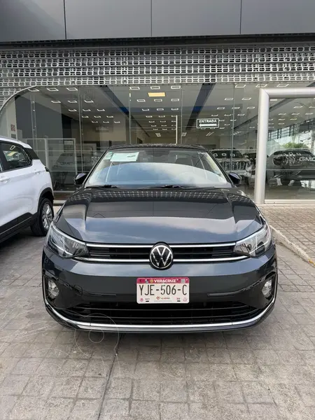 Foto Volkswagen Virtus Highline usado (2024) color Gris Oscuro precio $350,000