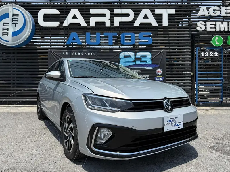 Foto Volkswagen Virtus Comfortline usado (2023) color plateado financiado en mensualidades(enganche $67,980 mensualidades desde $7,085)