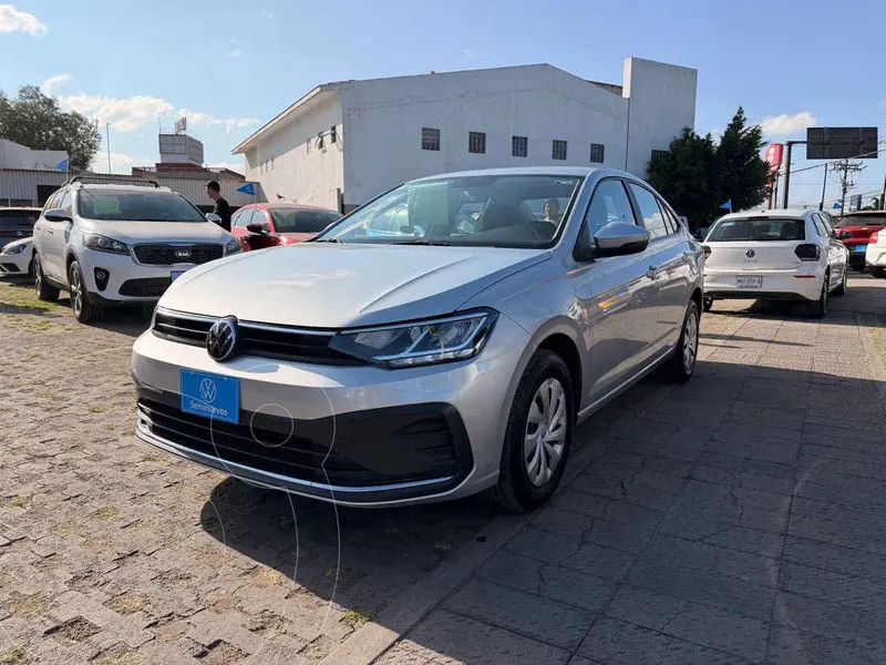 Foto Volkswagen Virtus Trendline usado (2024) color Plata precio $298,000