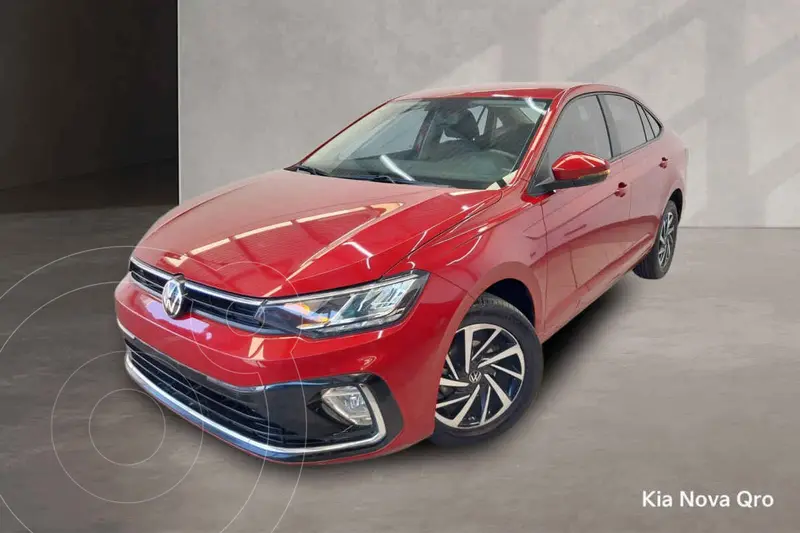 Foto Volkswagen Virtus Comfortline usado (2023) color Rojo precio $299,000