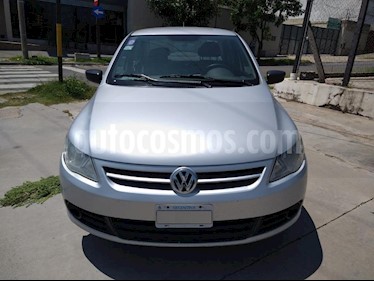 foto Volkswagen Voyage 1.6 Comfortline usado (2011) color Gris Claro precio $335.000