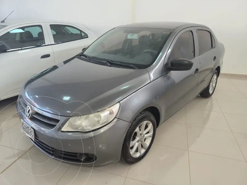 Foto Volkswagen Voyage 1.6 Comfortline Plus I-Motion usado (2012) color Gris Oscuro precio $10.000.000