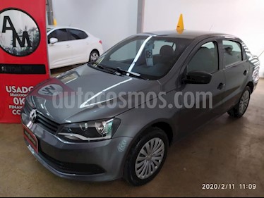 foto Volkswagen Voyage 1.6 Comfortline usado (2013) color Gris Oscuro precio $365.000