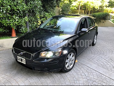 Volvo S40 2.4i Aut usado (2005) color Negro precio $285.000