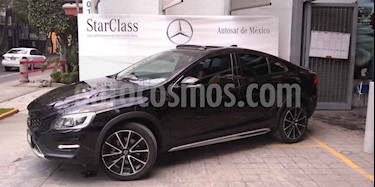 Foto venta Auto usado Volvo S60 Cross Country T5 AWD (2016) color Negro precio $348,900