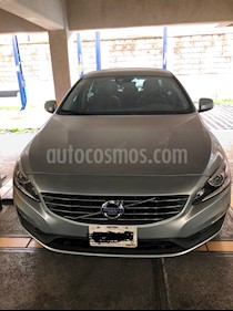 Foto Volvo S60 2.0L T Aut usado (2016) color Gris Plata precio $300,000