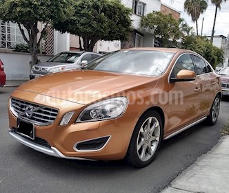 foto Volvo S60 Kinetic Aut usado (2012) color Bronce precio $205,000