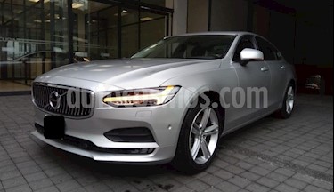 Volvo S90 4P T6 MOMENTUM 2.0T 320 HP TA QC GPS RA-18 4X4 usado (2017) color Plata precio $599,000