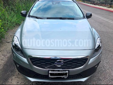 Foto Volvo V40 Cross Country Evolution usado (2014) color Gris precio $249,000