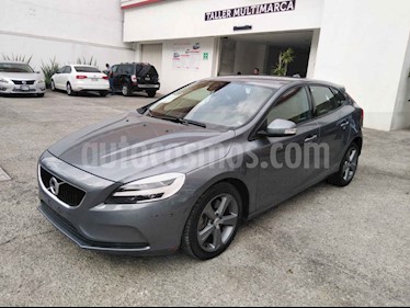 Volvo V40 5p Addition T3 L4/2.0/T Aut usado (2018) color Gris precio $436,396