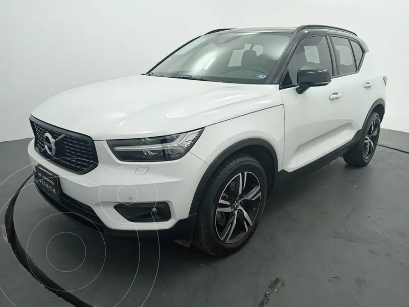 2020 Volvo XC40 T4 R-Design