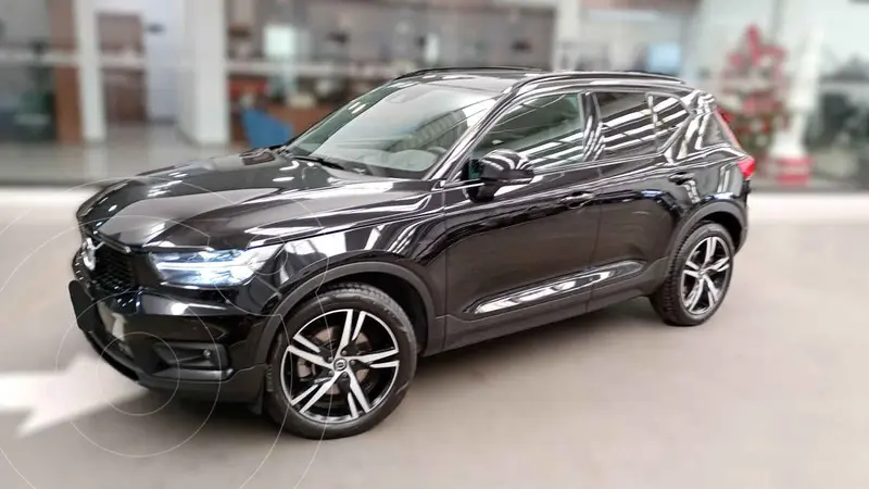 Foto Volvo XC40 T5 R-Design usado (2021) color Negro financiado en mensualidades(enganche $195,798 mensualidades desde $8,893)