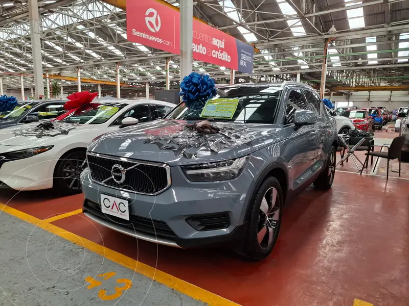 Foto Volvo XC40 T4 Momentum usado (2021) color Azul Barents financiado en mensualidades(enganche $118,750 mensualidades desde $10,700)