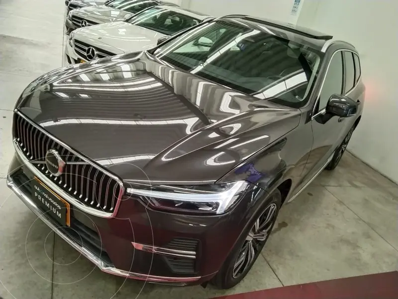 2022 Volvo XC60 B6 Inscription