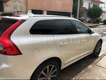 Volvo XC60 3.2L AWD Kinetic usado (2014) color Blanco Cosmic precio $350,000