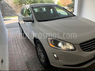 Volvo XC60 T5 Momentum RD usado (2015) color Blanco precio $309,900