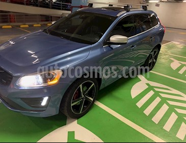 Volvo XC60 T6 R-Design Designers Selection AWD usado (2015) color Azul precio $335,000