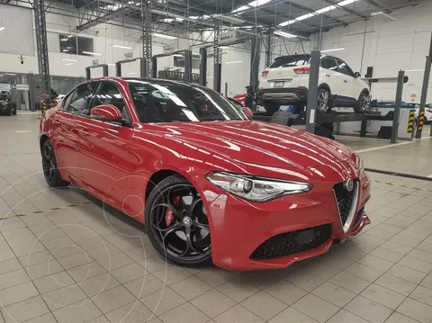 Alfa Romeo Giulia TI usado (2017) color Rojo precio $690,000