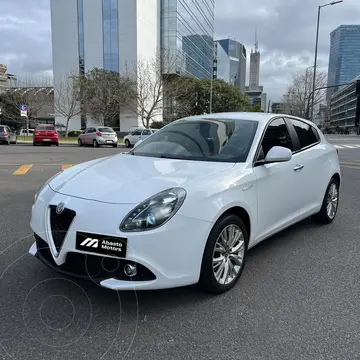 Alfa Romeo Giulietta GIULIETTA 1.4 DISTINCT 170CV usado (2018) color Blanco precio u$s18.900