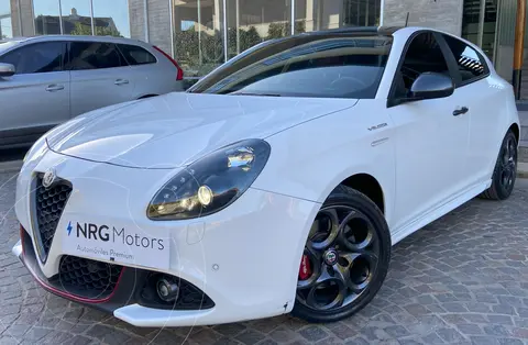 Alfa Romeo Giulietta GIULIETTA 1.8T VELOCE 240cv AUT usado (2018) color Blanco precio u$s28.900