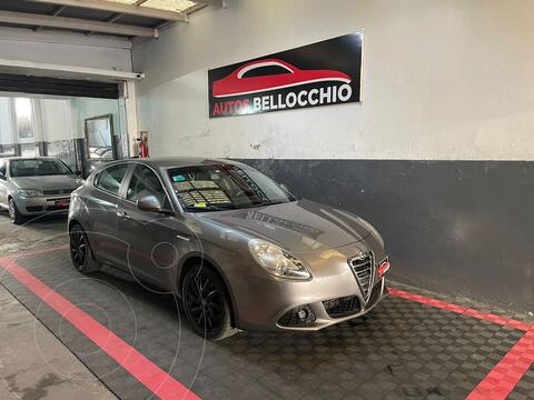 Alfa Romeo Giulietta 1.4 Distinctive usado (2014) color Gris precio $2.800.000