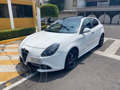 Alfa Romeo Giulietta Veloce TCT usado (2017) color Blanco precio $349,900