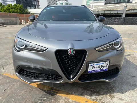 Alfa Romeo Stelvio TI usado (2020) color Plata precio $1,100,000