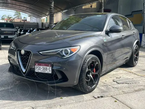 foto Alfa Romeo Stelvio TI financiado en mensualidades enganche $238,000 