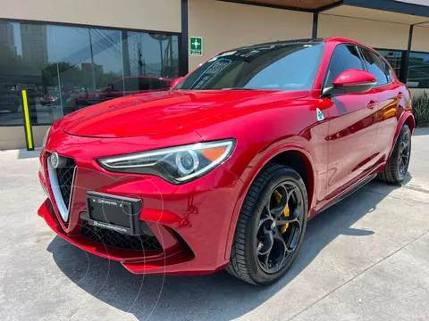 foto Alfa Romeo Stelvio TI usado (2019) color Rojo precio $1,050,800