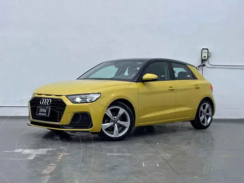 Audi A1 35 TFSI Ego usado (2023) color Amarillo financiado en mensualidades(enganche $100,980 mensualidades desde $9,962)
