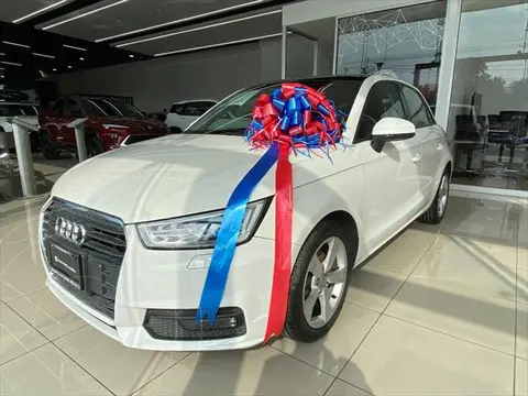 Audi A1 Ego usado (2017) color Blanco precio $332,000