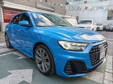 Audi A1 40 TFSI S Line usado (2021) color Azul Claro financiado en mensualidades(enganche $178,904 mensualidades desde $7,527)